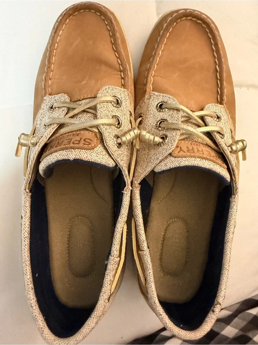 Sperry beige and tan Women's Label Detail